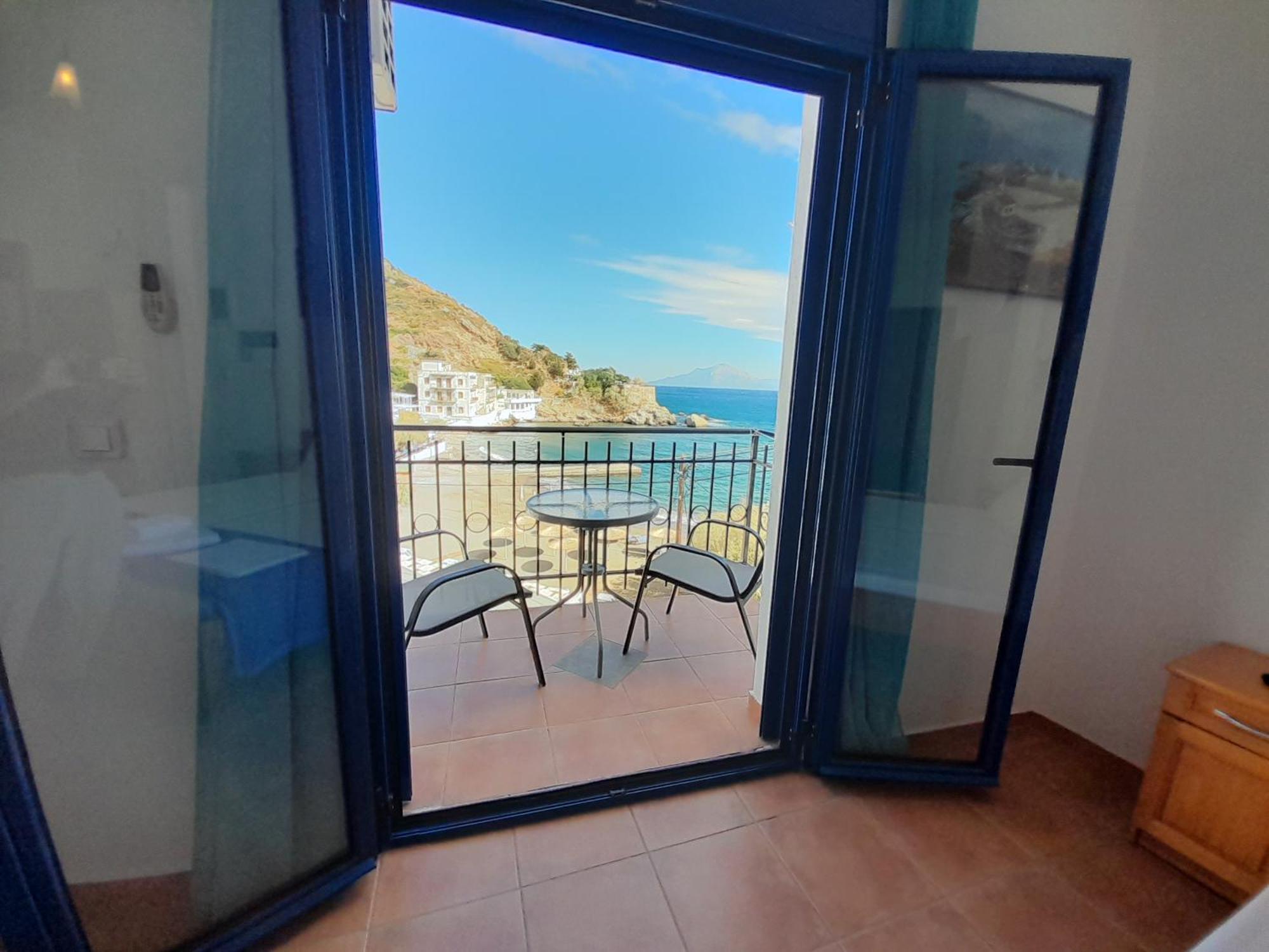 Lydia Mare Aparthotel Agios Kirykos  Room photo