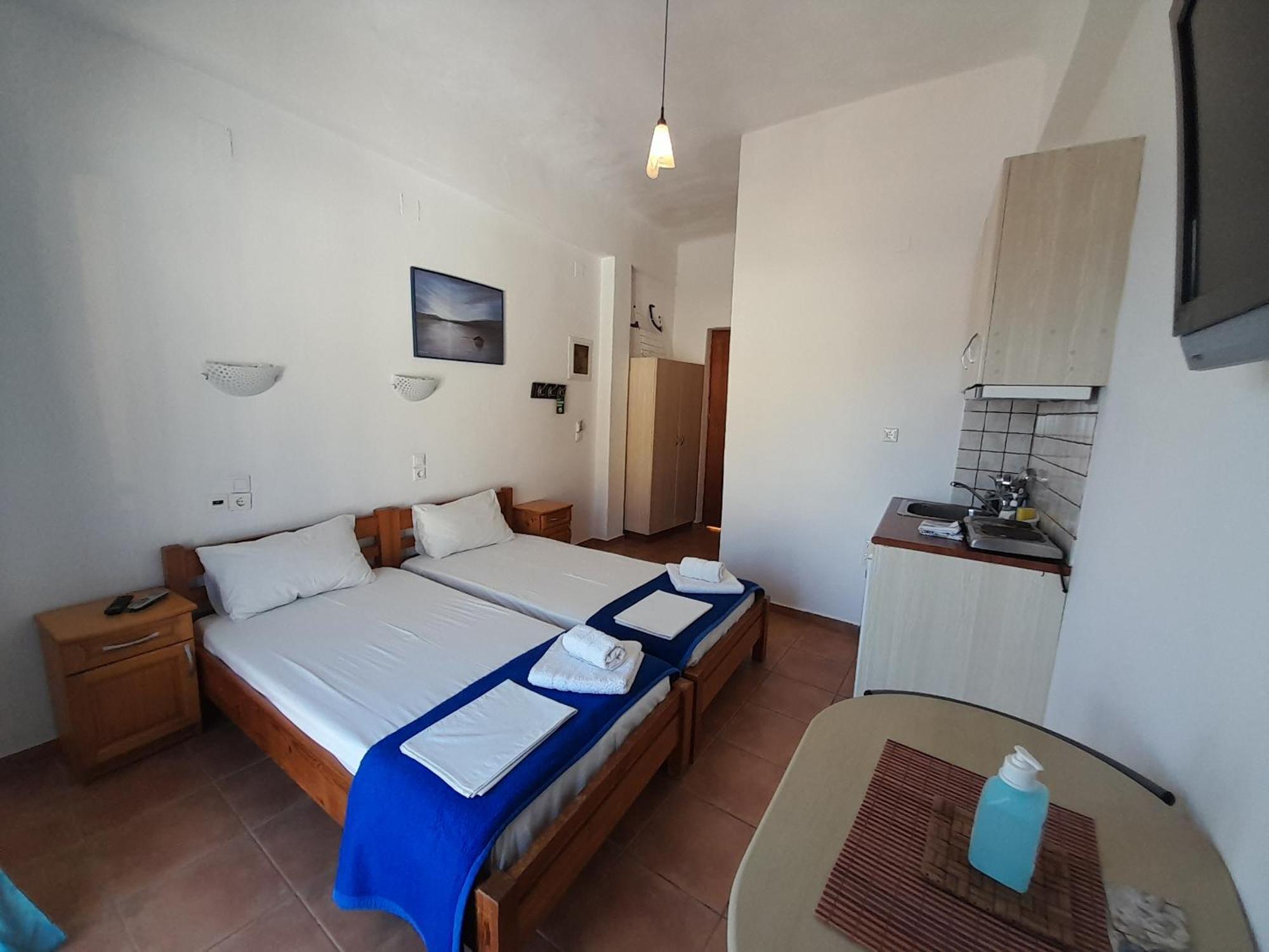 Lydia Mare Aparthotel Agios Kirykos  Room photo