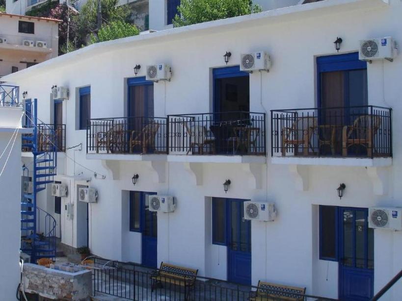 Lydia Mare Aparthotel Agios Kirykos  Room photo