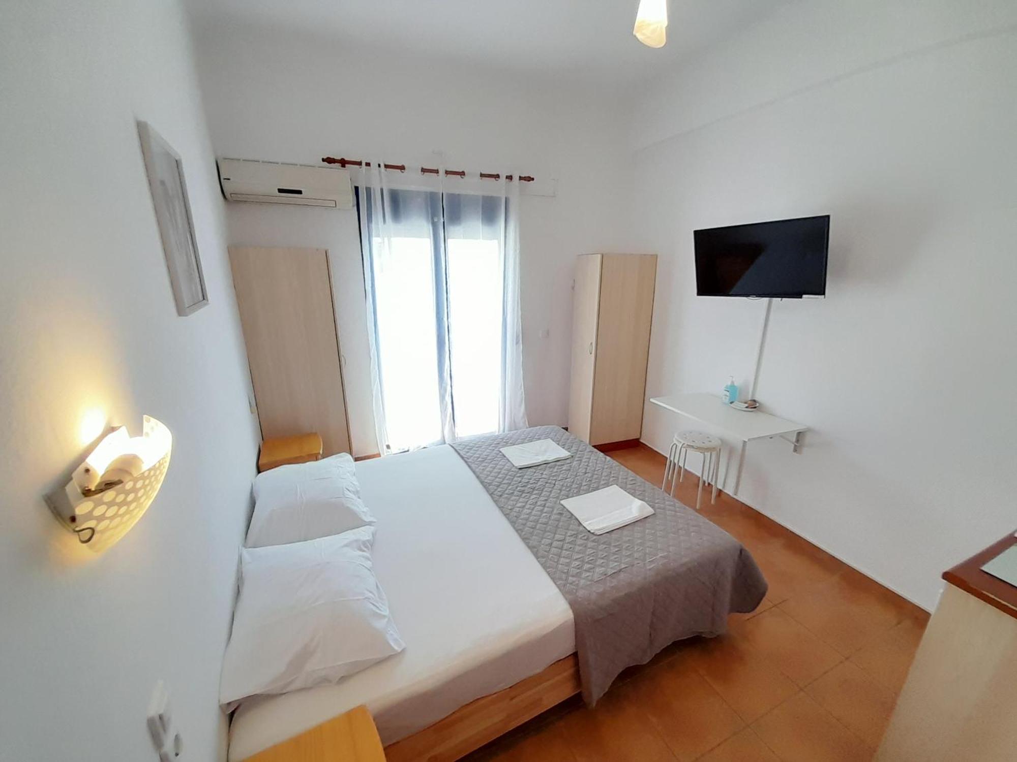 Lydia Mare Aparthotel Agios Kirykos  Exterior photo