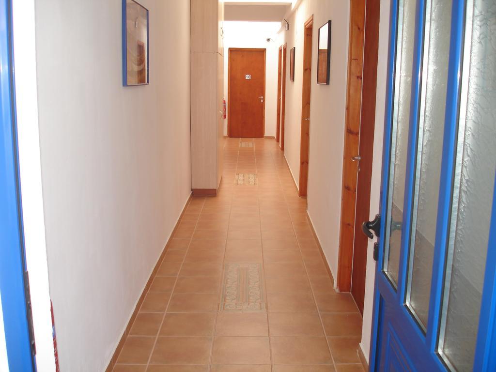 Lydia Mare Aparthotel Agios Kirykos  Exterior photo