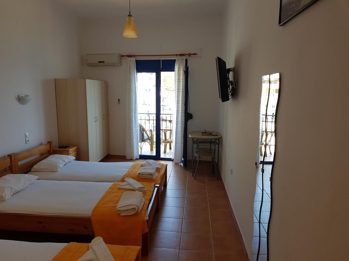 Lydia Mare Aparthotel Agios Kirykos  Exterior photo